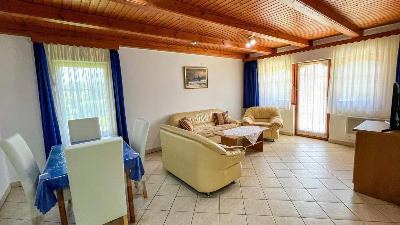 Magyar Apartmanházak I-III. Zalakaros Exterior foto